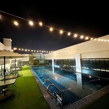 Tsun Huang Hotel Chiayi City Luaran gambar