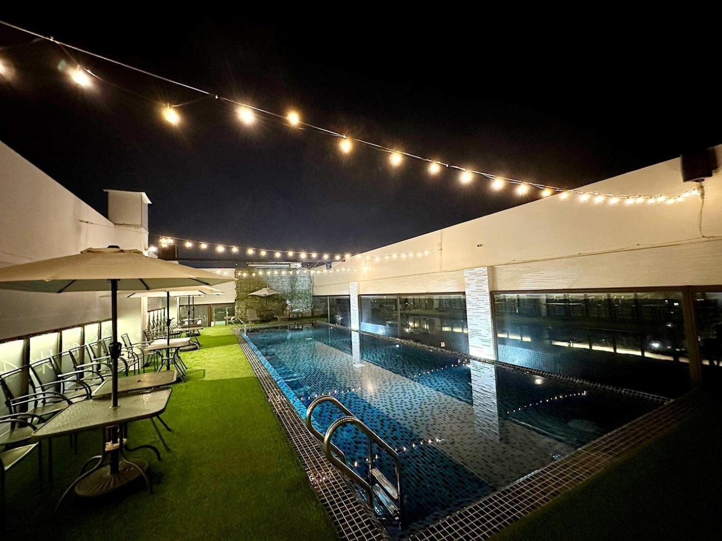 Tsun Huang Hotel Chiayi City Luaran gambar