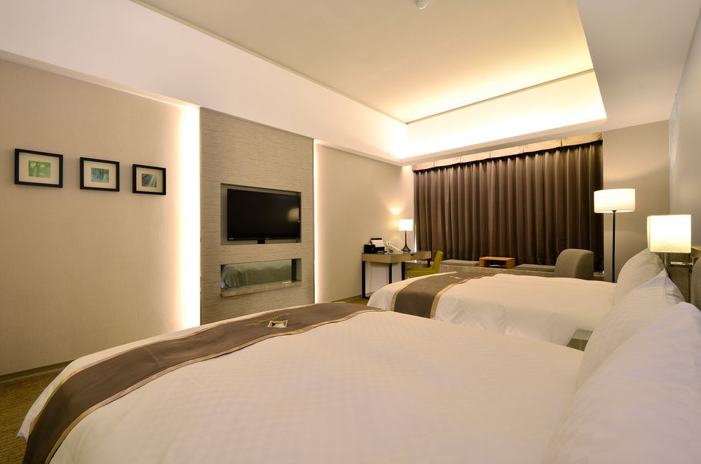 Tsun Huang Hotel Chiayi City Luaran gambar