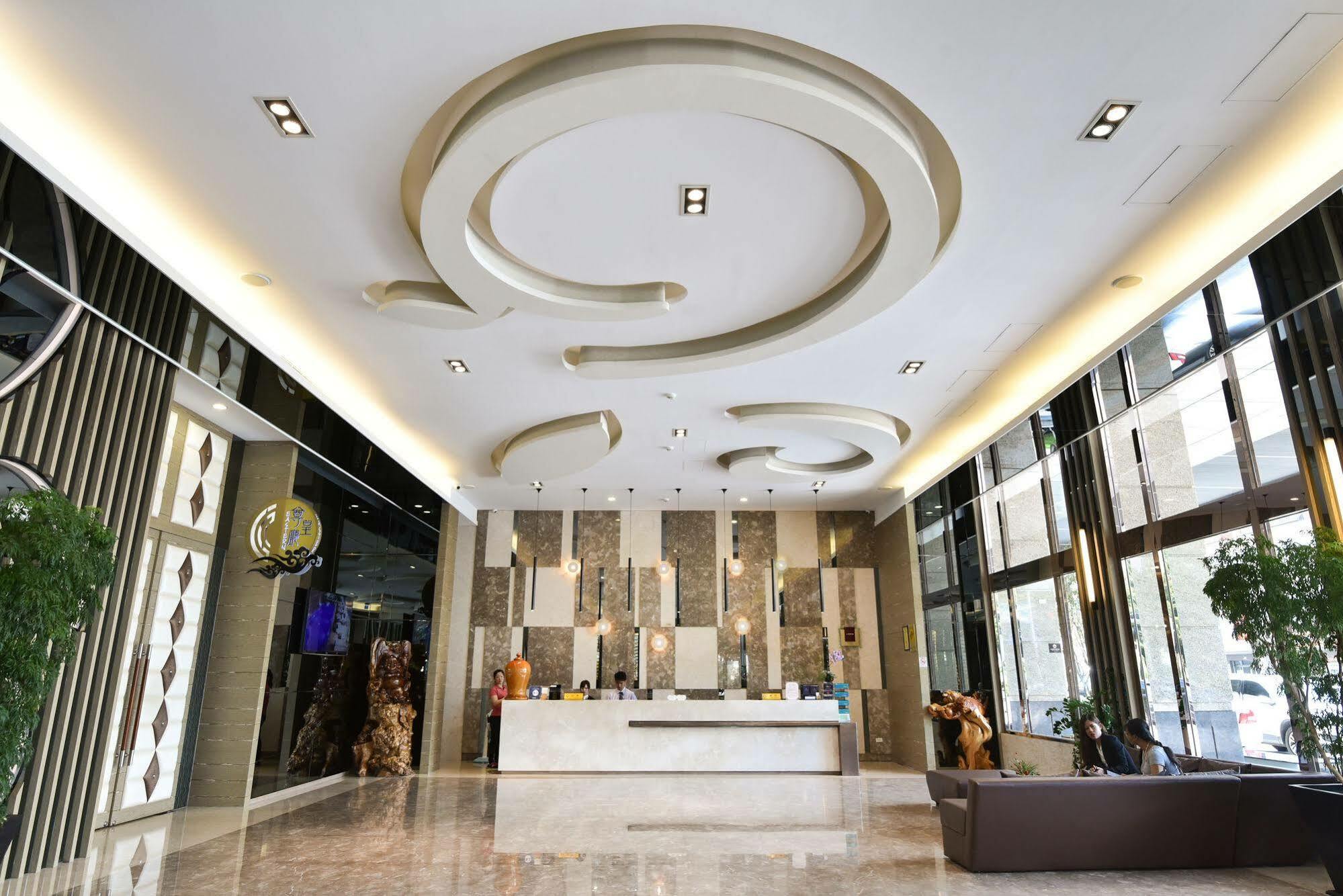 Tsun Huang Hotel Chiayi City Luaran gambar