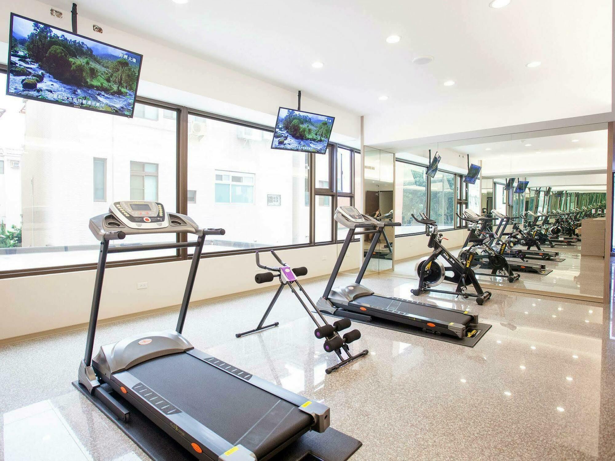 Tsun Huang Hotel Chiayi City Luaran gambar